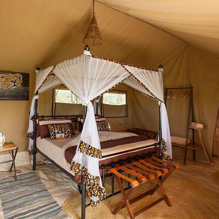 Gnu Mara River Camp Serengeti Kültér fotó