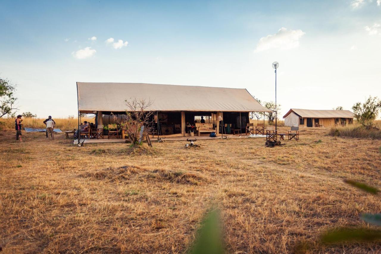 Gnu Mara River Camp Serengeti Kültér fotó
