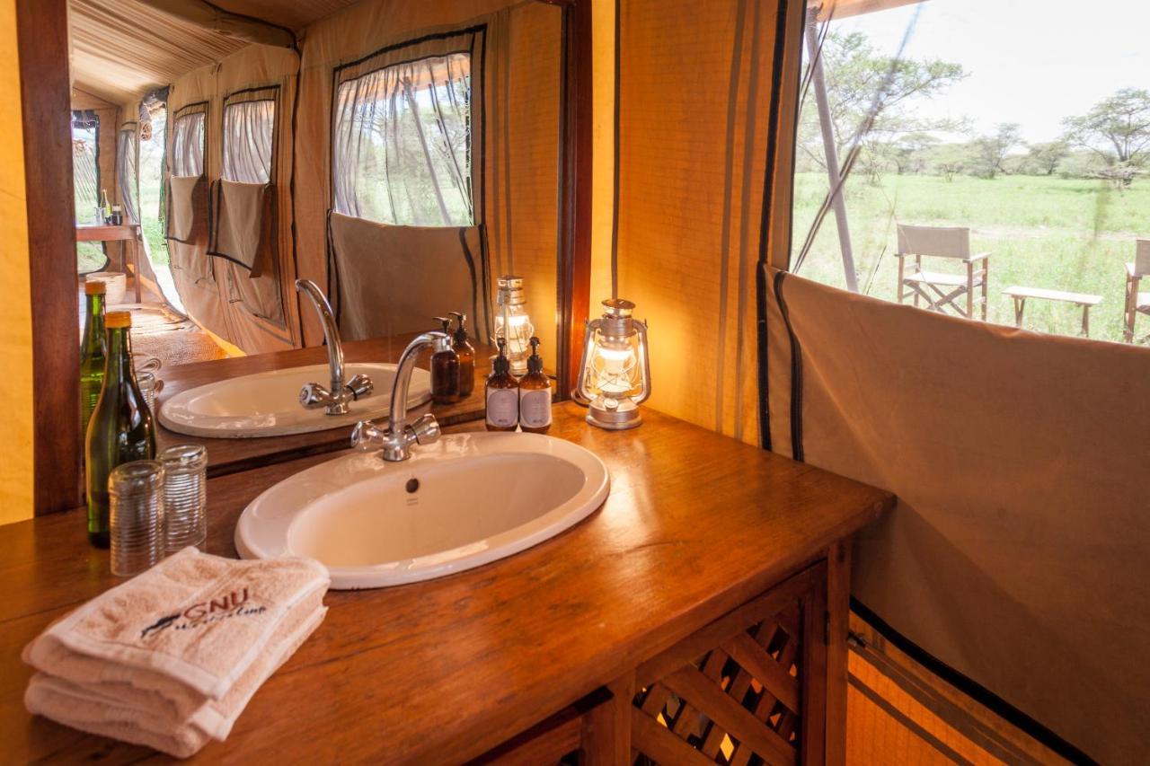 Gnu Mara River Camp Serengeti Kültér fotó